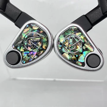 64 AUDIO Nio GALAXY 64 AUDIO Nio GALAXY