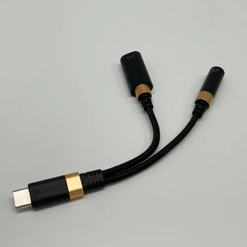 ELECOM USB C to 3.5mm 給電ポート付き