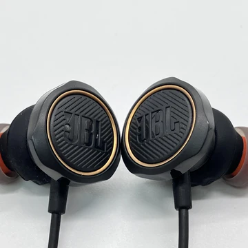 JBL QUANTUM 50 JBL QUANTUM 50